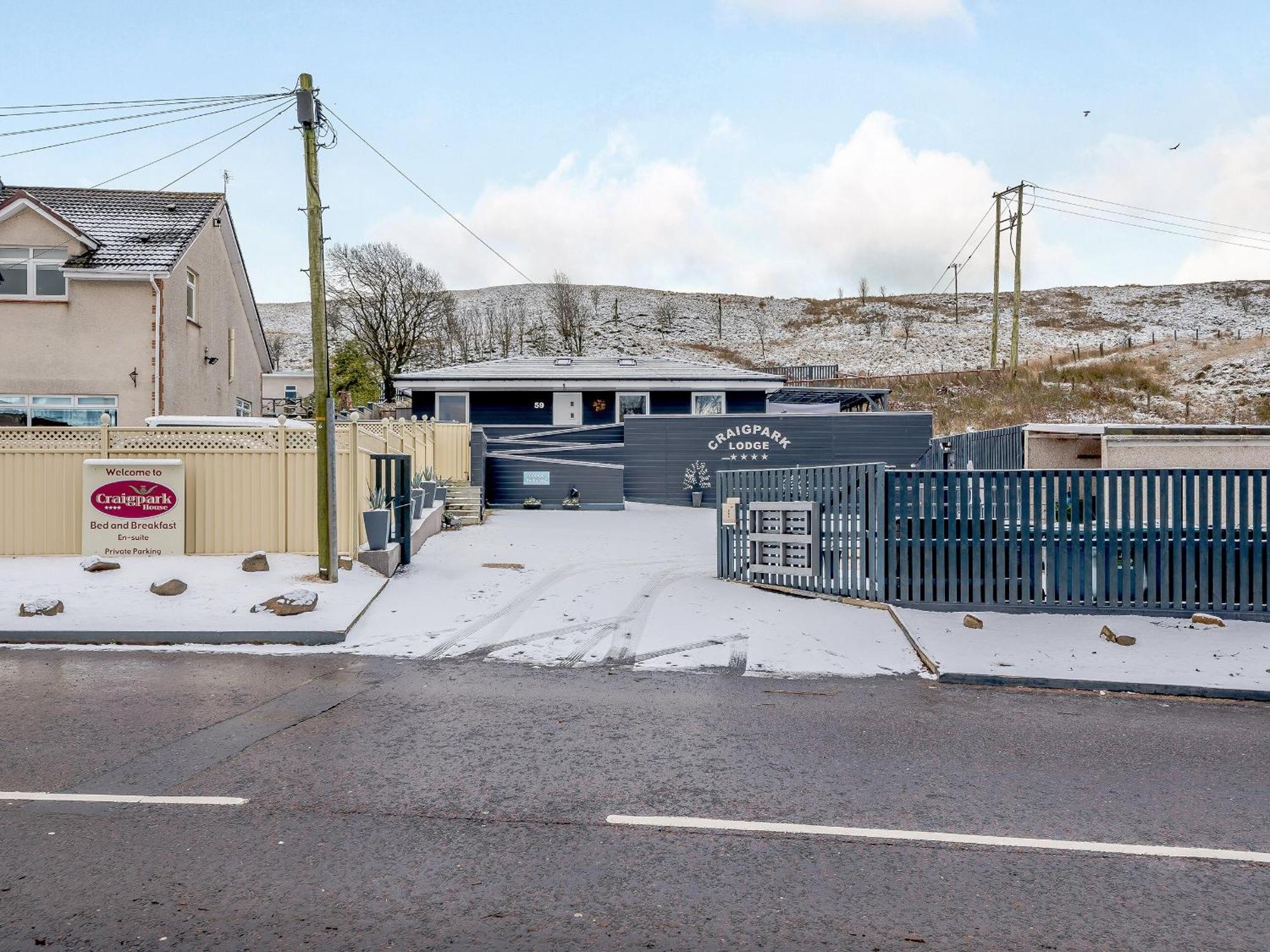 Craigpark Lodge Caldercruix المظهر الخارجي الصورة